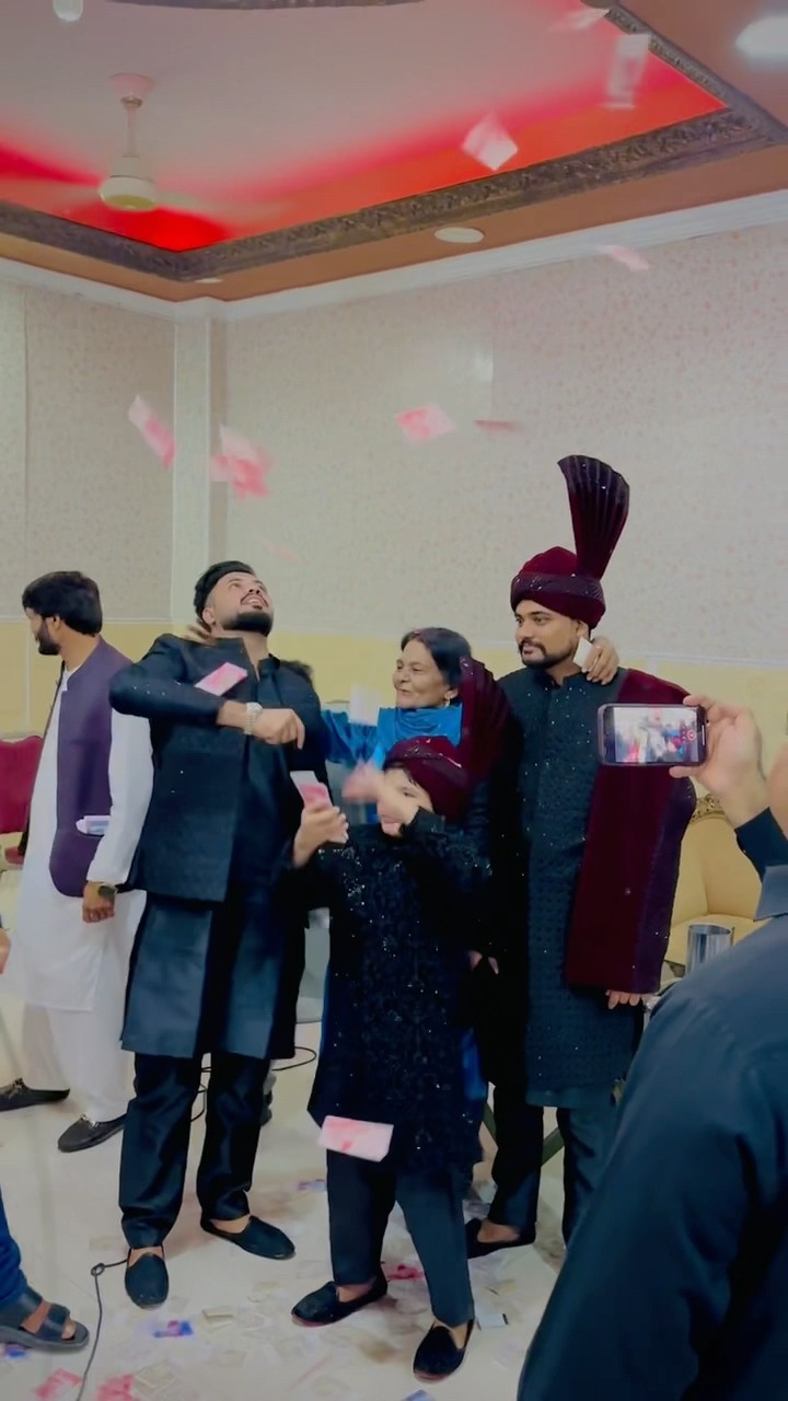 Mubarak ho tm ko ye Shadi tmhari || #trending #shadi
