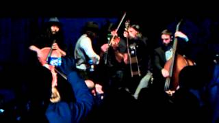 Avett Brothers - Rollin' My Sweet Baby's Arms