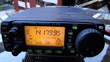 20 meters QRP QSO window mounted AlexLoop Walkham + IC703