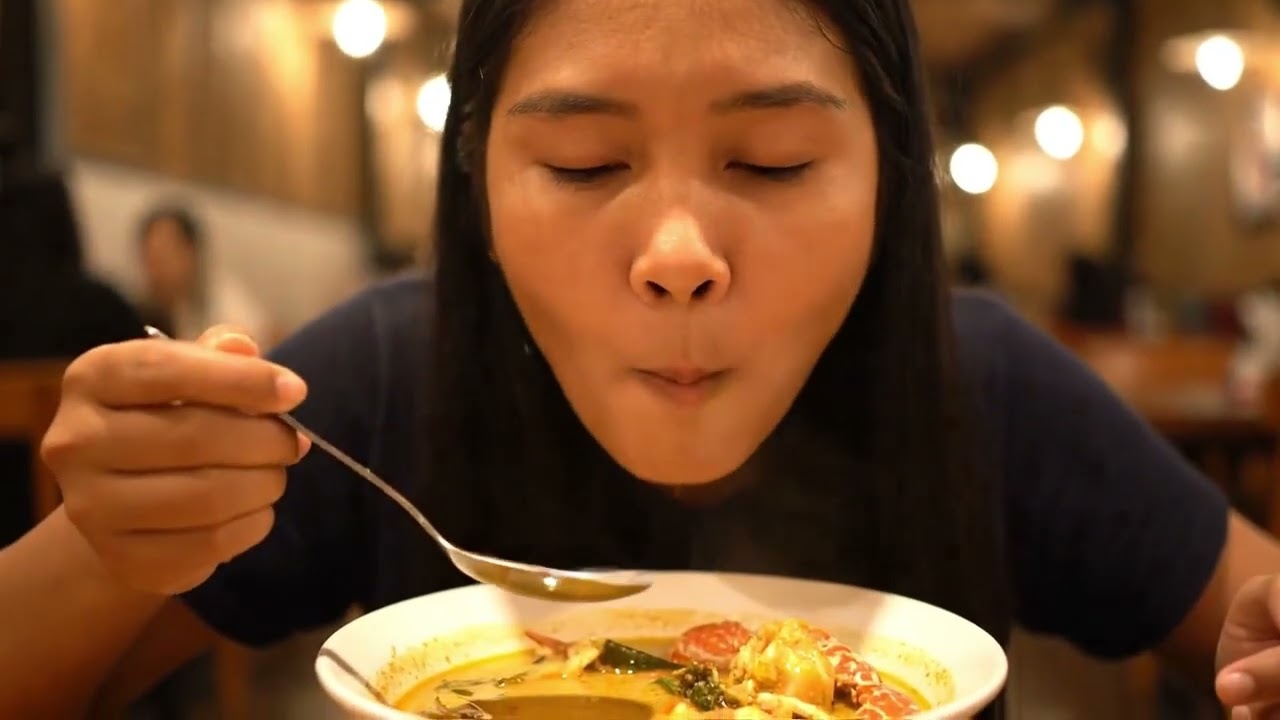 Soul-Warming Spicy Hot Pot & Traditional Asian Soups. 🍲