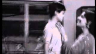 Padmatheerthakkarayil (sad) - babumon(1975) p.jayachandran p.susheela
music : ms viswanathan lyrics mankombu gopalakrishnan singers
p.jayachandran, p...