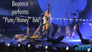 Beyoncé performs 