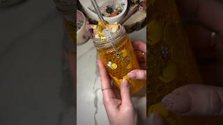 Duo 3/8 🍯 Effet nid d’abeilles + couvercle personnalisé + bijou de paille 🐝
