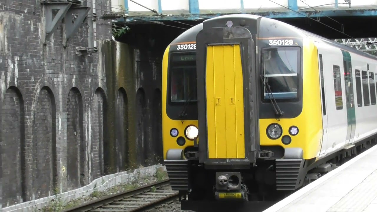 Trains Birmingham New Street YouTube Trains Birmingham New Street YouTube