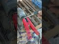 Как проверить снятый стартер с помощью силовых крокодилов и отвертки.