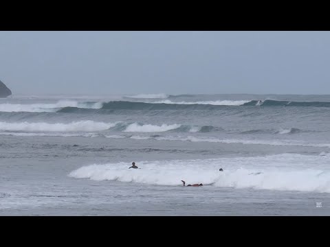 Surfing During an hour at Bingin Beach