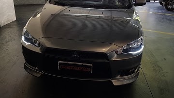 Mitsubishi Lancer com Led DRL no farol. Pop Som Bauru-SP
