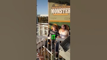 this theme park worker is so funny! 🤣 #shorts #fyp