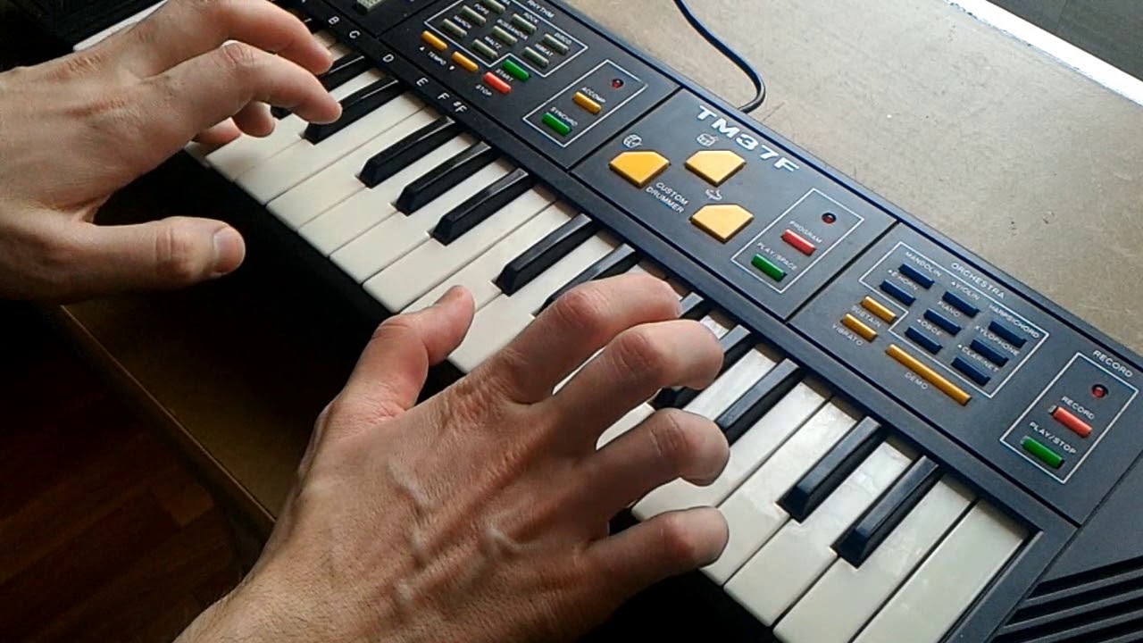 Лучшие MIDI-клавиатуры 2024: цены, достоинства, недостатки, как выбрать
