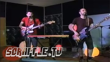 Shapes and Sizes Perform "Alone/Alive" [Live Music] Cheek