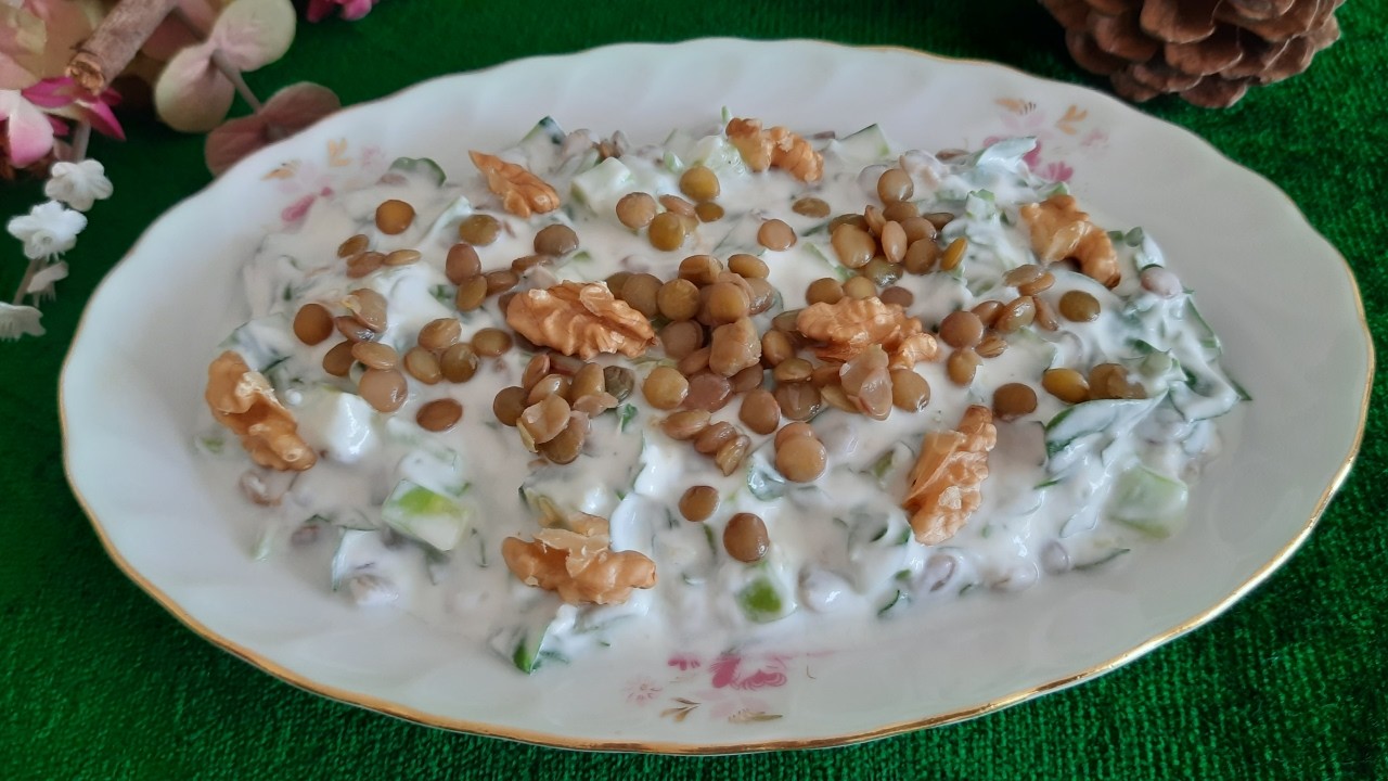 Vitaminli Yaz SALATASI. Kolay Serinletici ve Besleyici Salata.