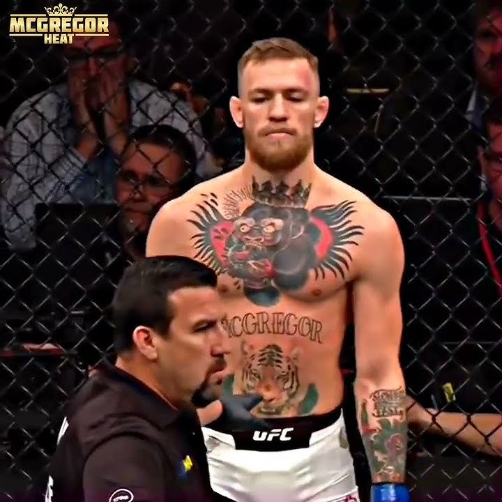 Conor McGregor vs Charles Oliveira