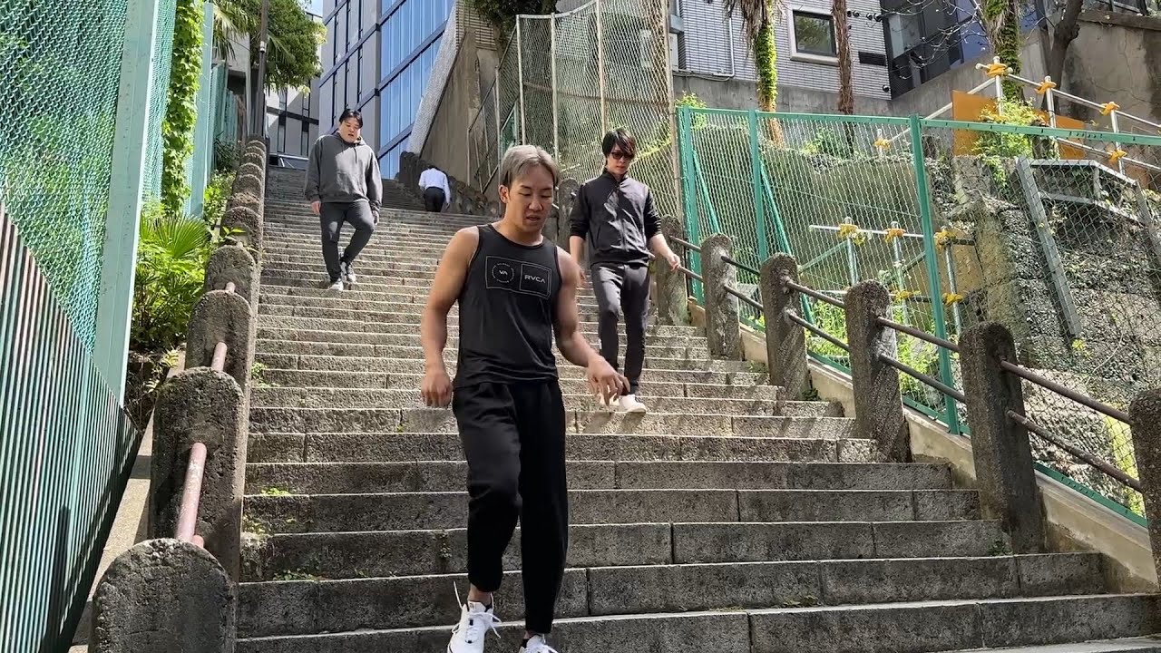 メンバーも地獄の階段ダッシュしてみた