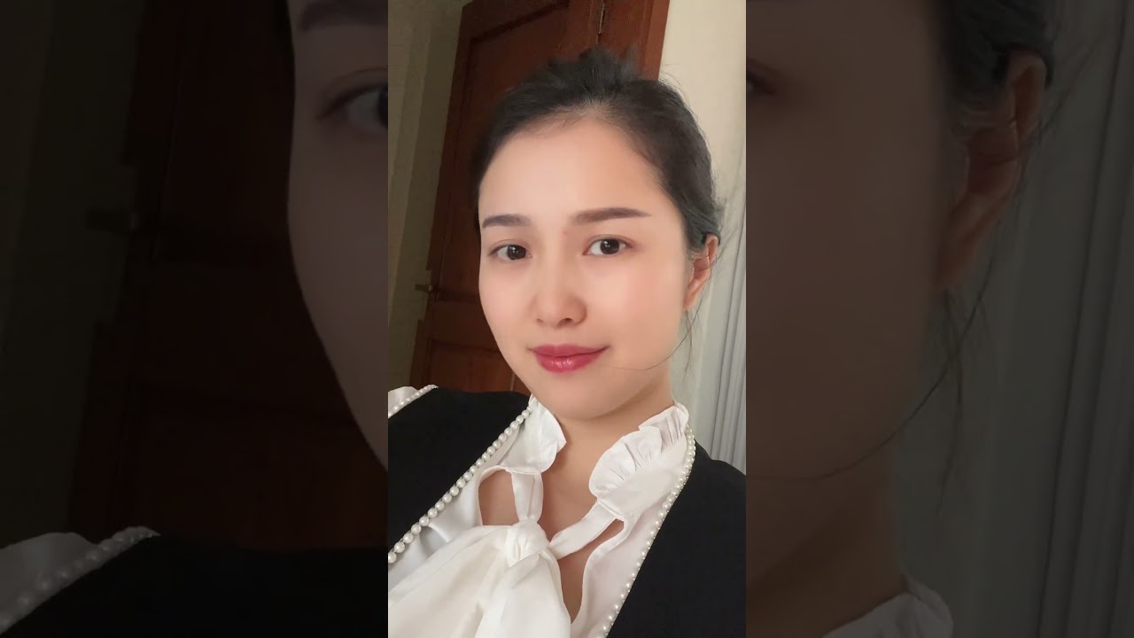 mature woman without makeup 164