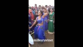 Indian girls kuthu dance - Girls Marana Kuthu dance on road publicly
