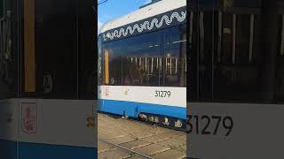 Классный водитель Витязь-Москва Уезжать с остановки Метро "Авиамоторная" Маршрут 50