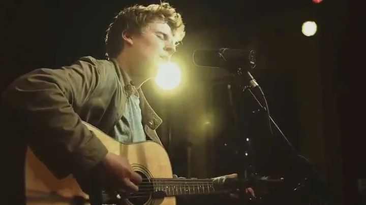 Daniel Greenwood - Here We Go Again (Live)