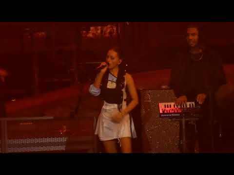 Kontra K & Anna Grey mit Summertime Sadness Live