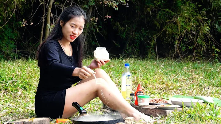 Mushroom stir-fried beef the monsoon day - Julia D...