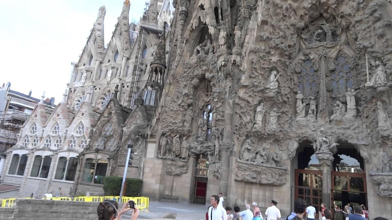 Barselona Hram Svyatogo Semejstva Sagrada Familia La Sagrada Familia Youtube