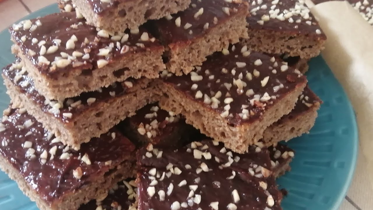 احسن من الكيك بالقمح عجناه وبالخميرة البلدية خمرناه وبالشكلاطة الطبيعية دهناه وصفةوصحةلكم