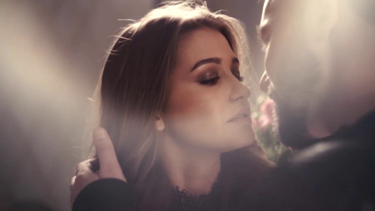 Бальзам, помада и масло для губ АЕВИТ Либридерм