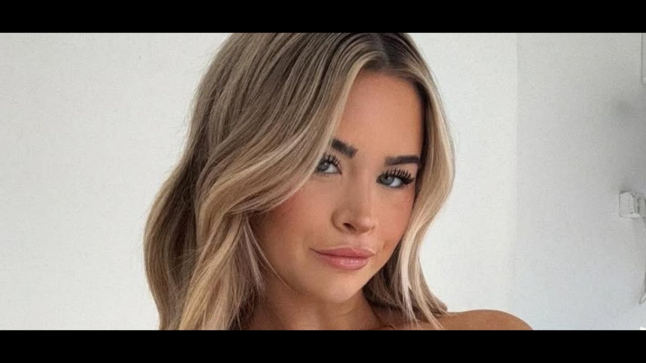 Emily Elizabeth's Sizzling Instagram Update Leaves Fans Wild! - YouTube
