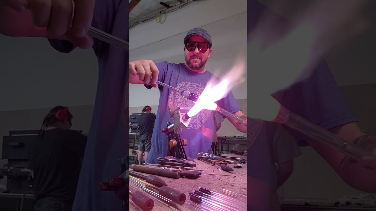 turning a glass rod i to tubing 