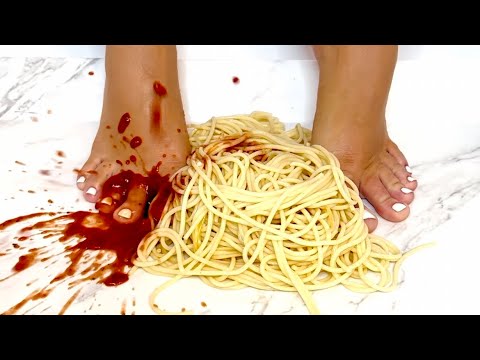 Squishy spaghetti sounds