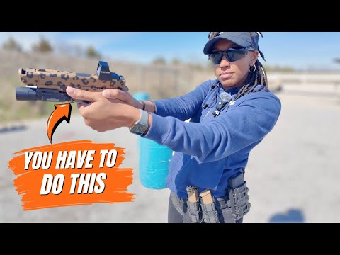 How to Shoot a Handgun THE RIGHT WAY!