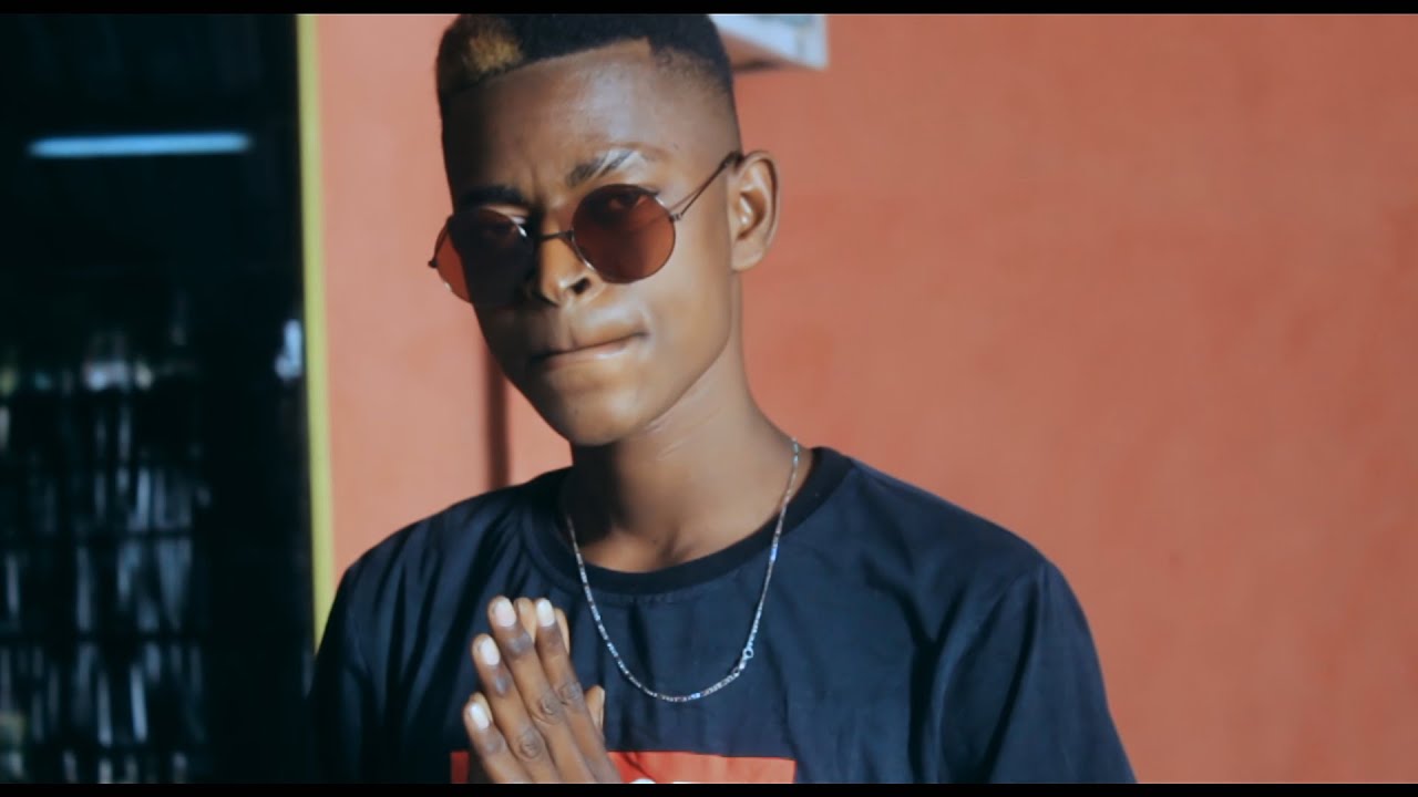 Bico Fino ft Djenny da Flavia-Otanhifu Official VideoDirected by DM PRO