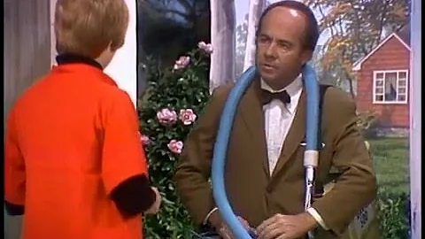 Vacuum Salesman from the Carol Burnett Show (Full ...