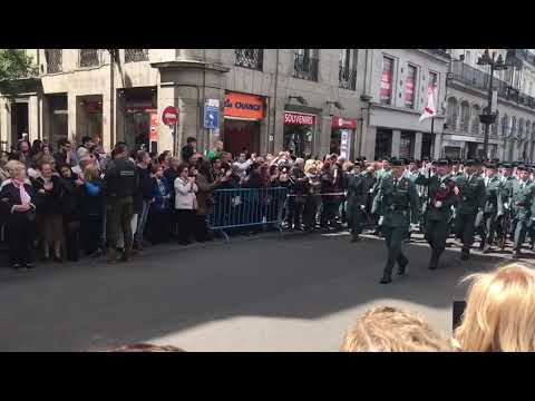 Desfile en el Día de la Comunidad de Madrid 2 de Mayo - YouTube
