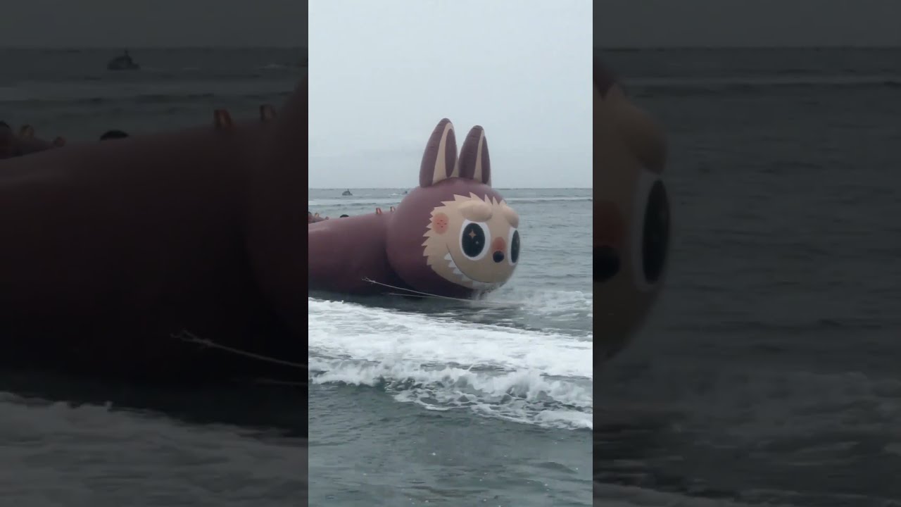 Labubu is up to his old tricks again in Qingdao!
