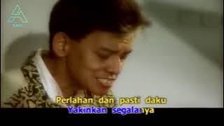 Sakura By Fariz RM (Official Lyric Video) #golden_memories #video_lirik @fransiscaeny272