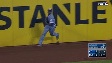 KC@CLE: Cain runs a ball down on the warning track