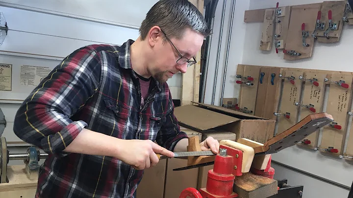 T. Drew Heinonen - Guitar Maker