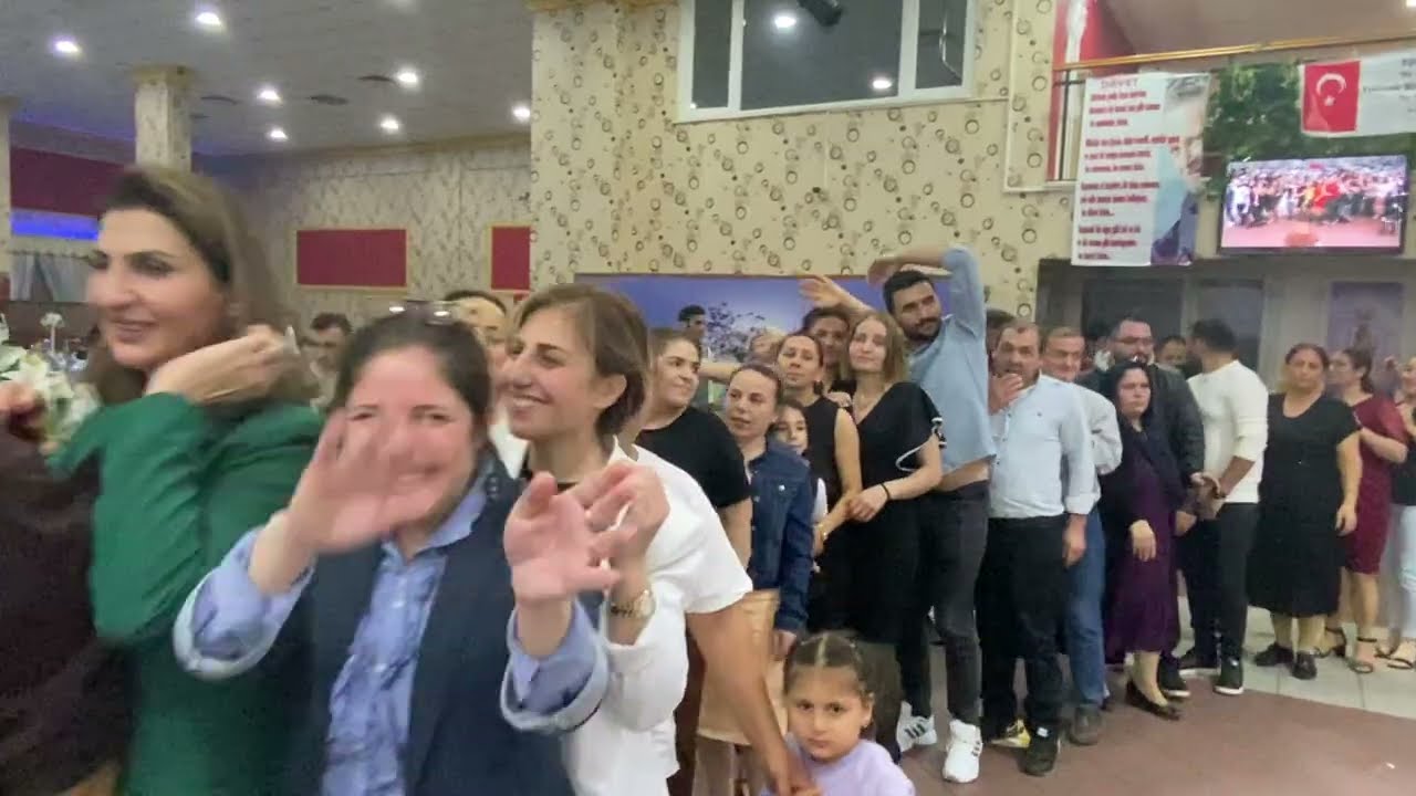 Şükrü Cömert l Muhteşem Ellik - Salon Coştuuuuuu / Sahilköy Dernek Gecesi 