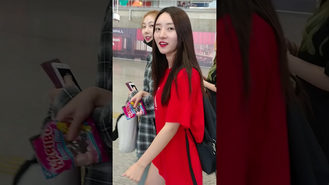171202 Dreamcatcher arriving in RIO