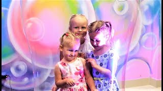 Алиса на дне рождения Алины ! Шоу мыльных пузырей Алиса на дне рождения Алины ! Шоу мыльных пузырей