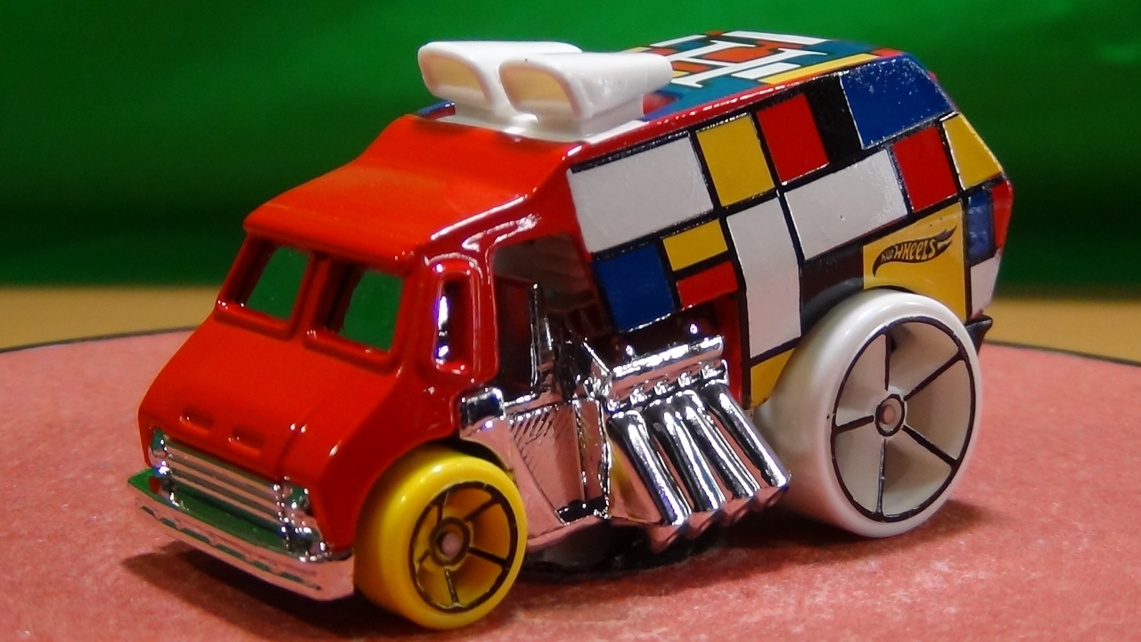 ホットウィール クールワン - YouTube