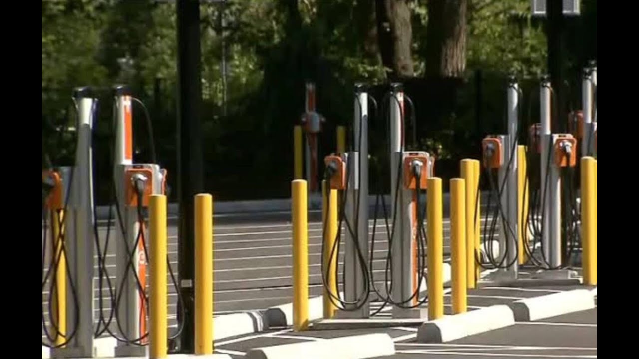 What does B.C. stand to gain from easing tariffs on Chinese EVs?