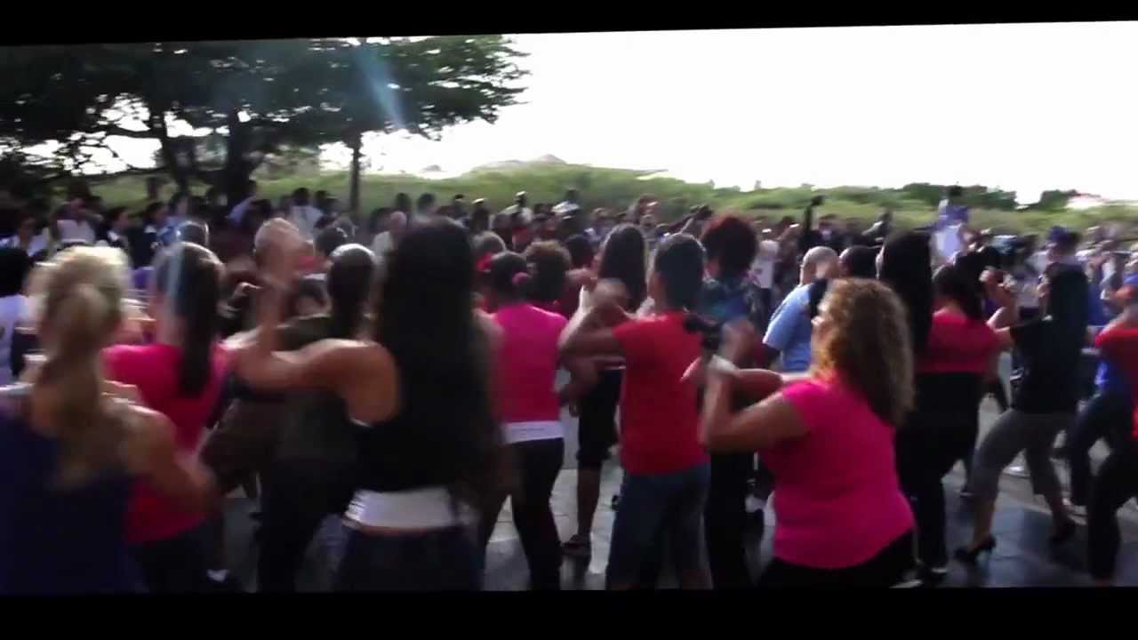 Hip-Hop Aruba /I.E.D CREW "RBC ROYAL BANK"(ARUBA) FLASHMOB"( MARCH 5 )2012 - YouTube