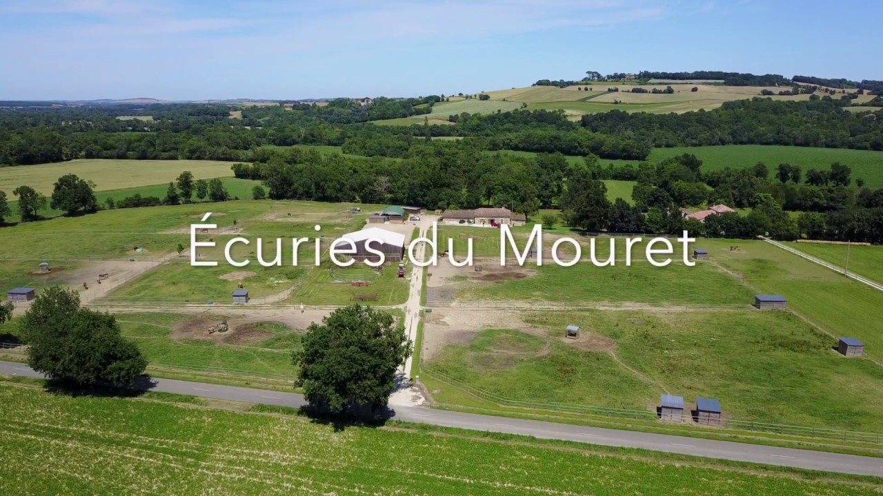#3 Lectoure (Gers) : Les Écuries du Mouret