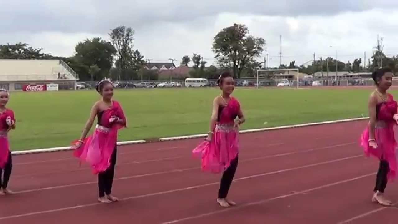 โรงเรียนอนุบาลตรัง รำกลองยาว เปิดสนามกรีฑากลุ่มโรงเรียนทับเที่ยง ครั้งที่ 10