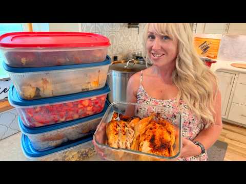 Since life doesn't stop, here's everything I meal prepped for my large family of 10 for the week!
