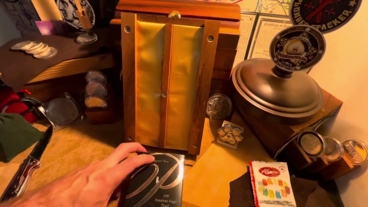 Platinum vs gold 1/4 oz magnetic slide test.