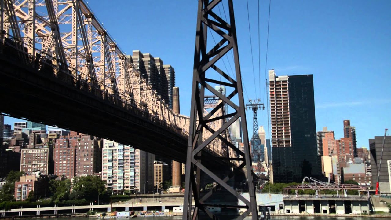 Roosevelt Island Tramway in New York City