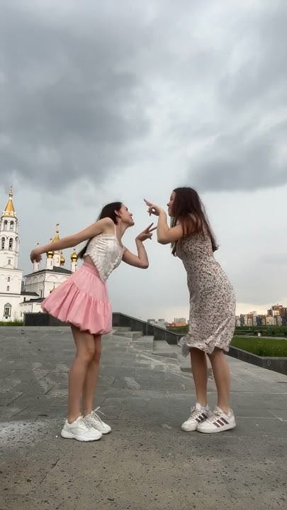если хочешь плакать, то я буду плакать тоже 🩷 - YouTube