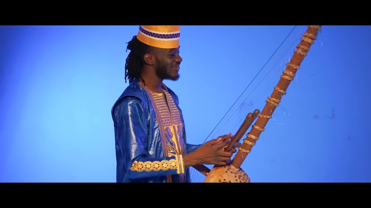 Petit fatako-wallo fowtodha ( clip officiel)